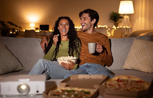 cách làm cho người yêu vui khi rủ xem phim
